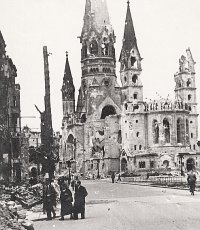 Zweiter Weltkrieg: Berliner Gedächtniskirche